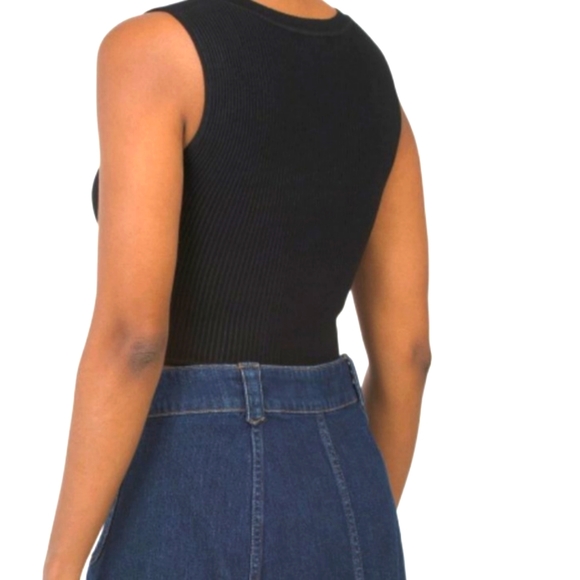 House of Harlow 1960 Crewneck Ribbed Knit Crop Top, S, XL - Picture 8 of 9